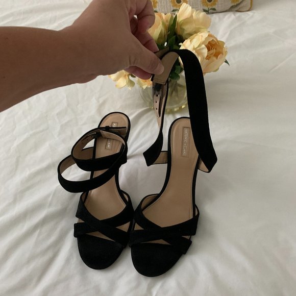 Antonio Melani Judena Women´s Black Ankle Strap Heels, Size 9 - Picture 8 of 16